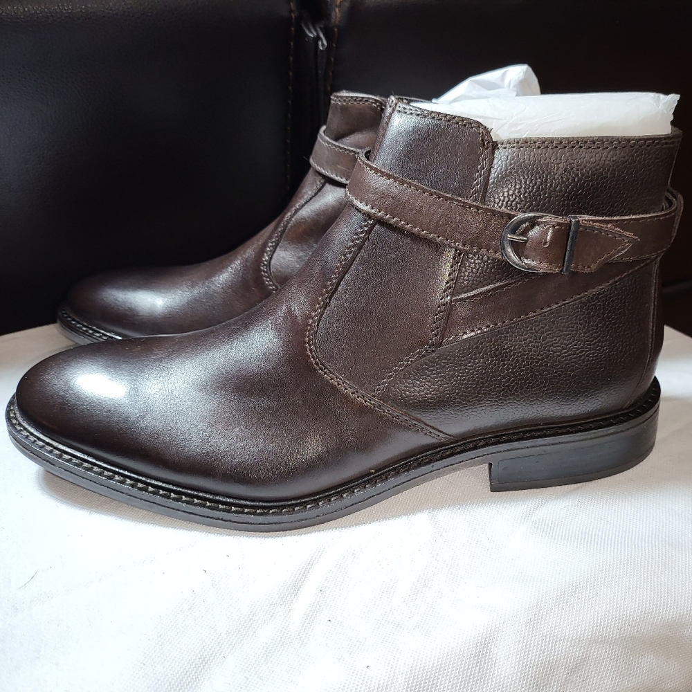 Mens Joesph Abboud Bodie Boots New in Box size 11 brown leather